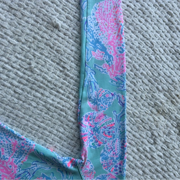 Lilly Pulitzer zip up pullover with front pocket. Mint green/vibrant pinks. XXS - Picture 11 of 16